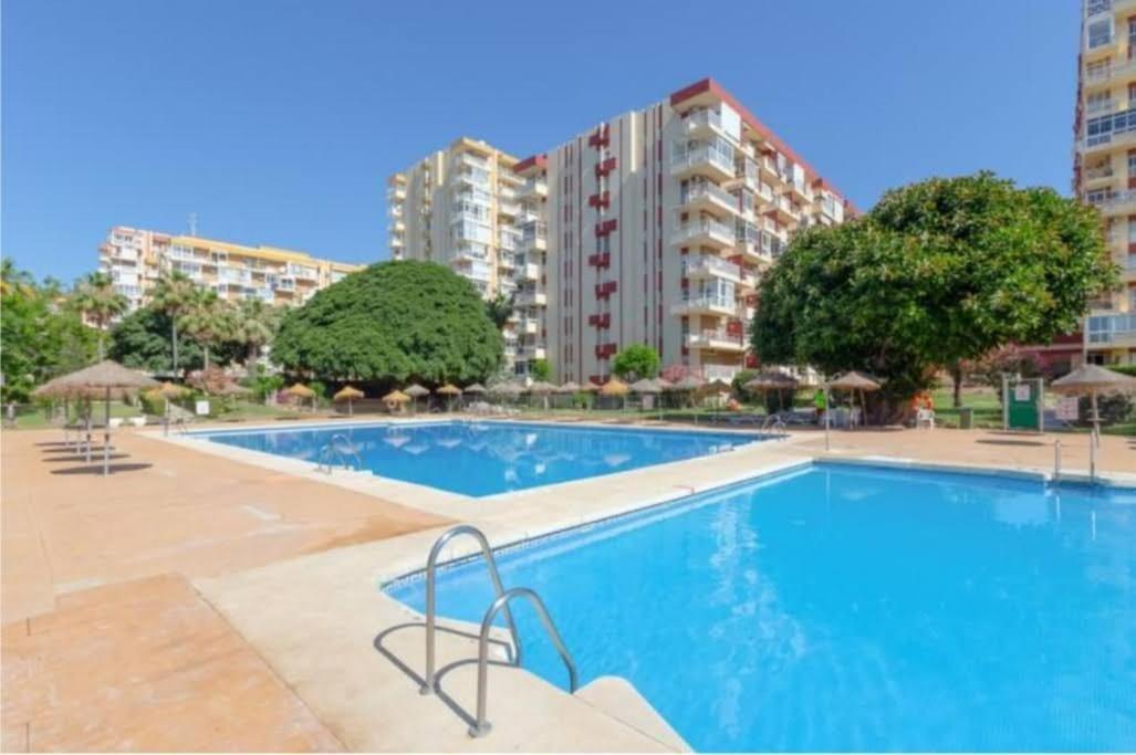 Malabiz Home Piscina Terraza Con Vistas Y Playa Benalmádena Eksteriør billede